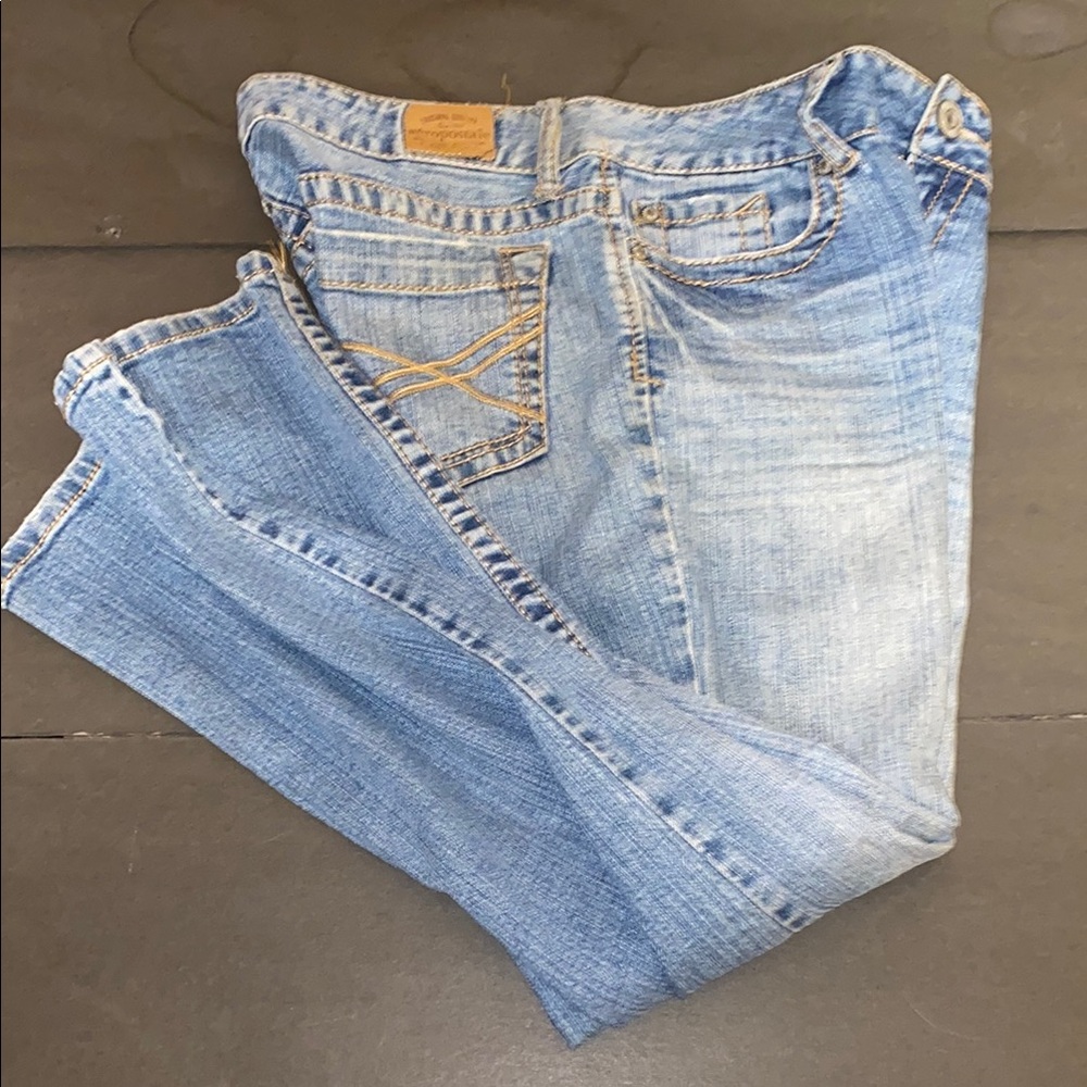 Aeropostale Size 7/8 Blue Straight Leg Jeans with Natural Fading - Picture 4 of 14
